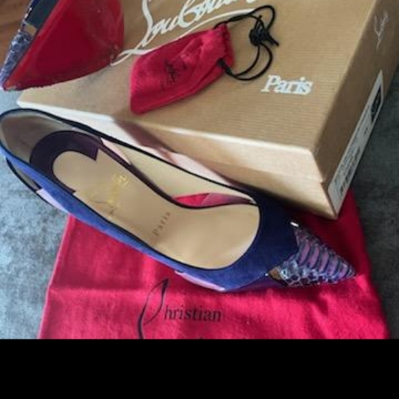 Christian Louboutin (red bortoms) - Picture 5 of 8